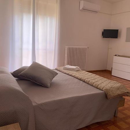 Affittacamere Da Anna Pozzilli Exterior foto